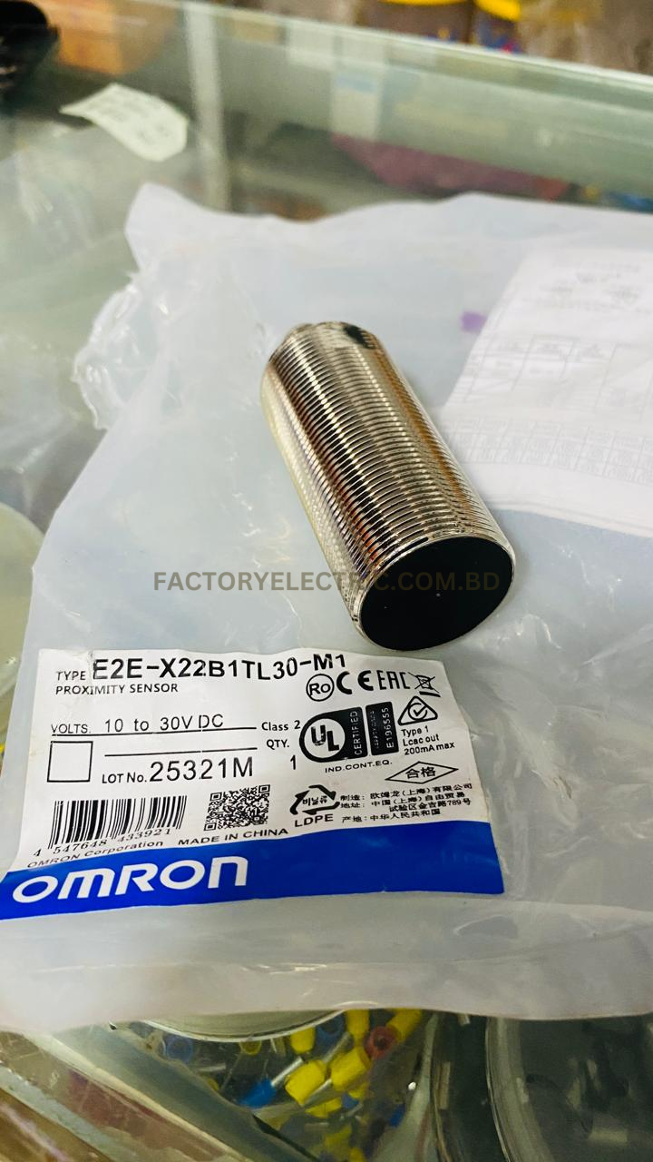 E2E-X22B1TL30-M1 Proximity sensor omron m30 12mm
